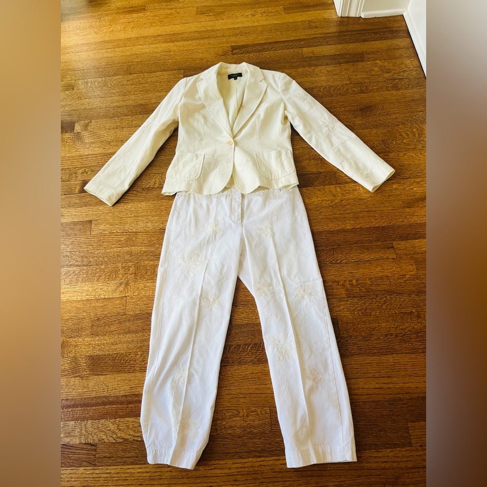 TALBOTS WHITE BLAZER+MATCHING PANTS SET